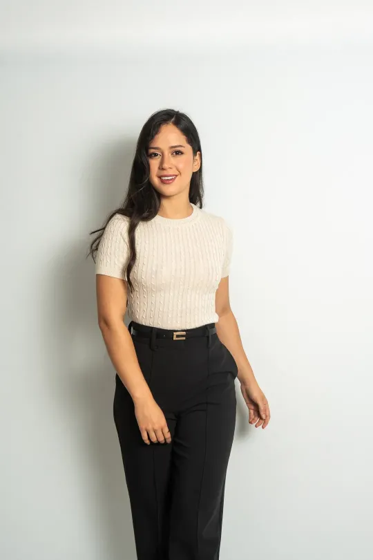 Camiseta trenzada