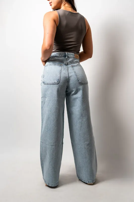 Wide Leg Jean